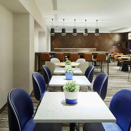 London Marriott Hotel Regents Park Exterior photo